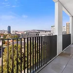 Apt W Downtown View & Garage Parking