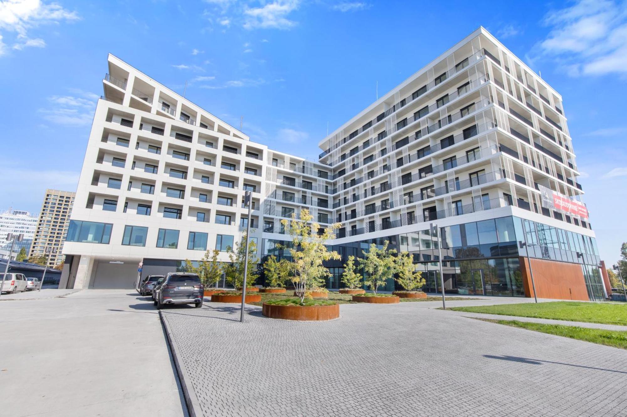 W Downtown View & Garage Parking * Bratislava